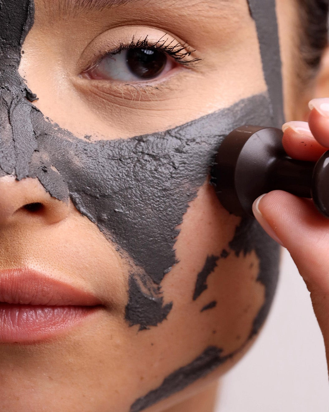 Instant Miracle Recovery Mud Mask